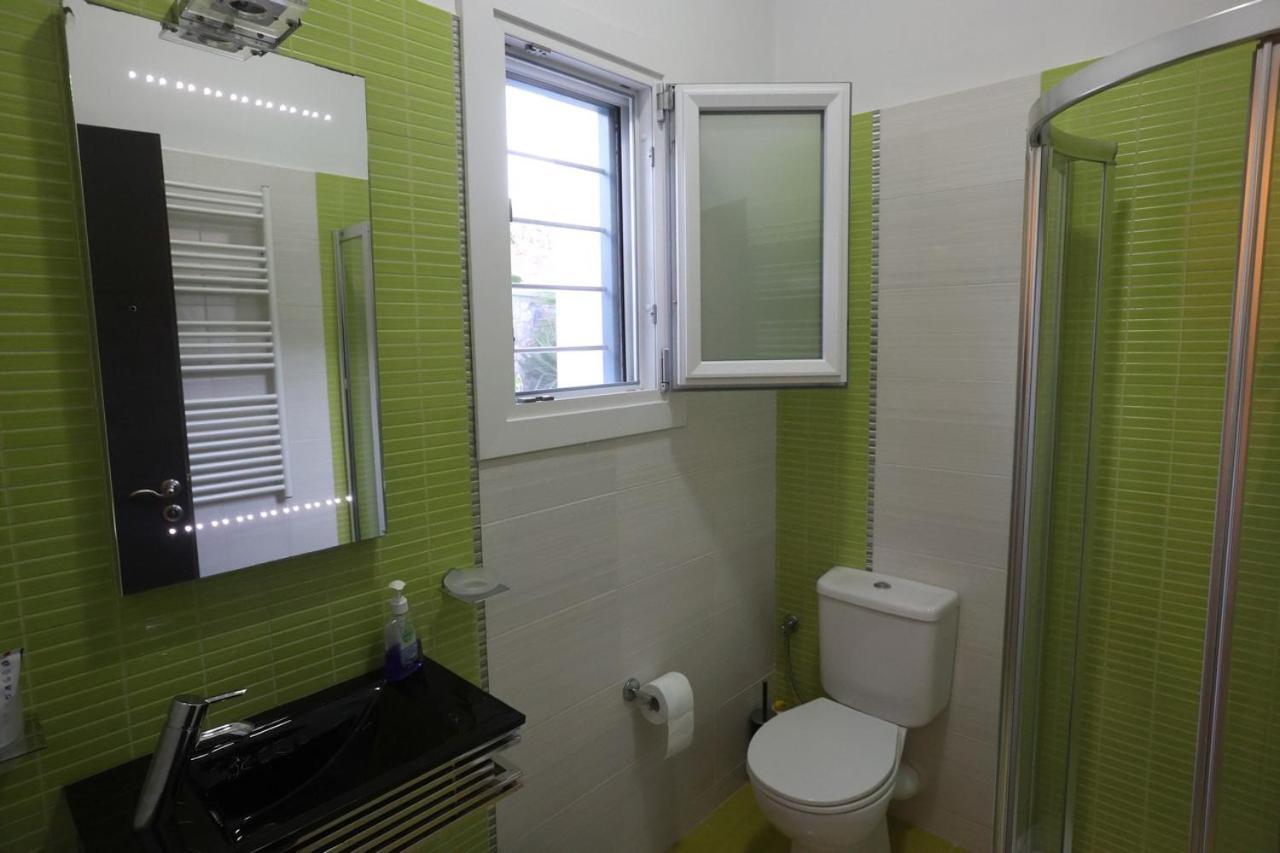 Vacation House With Stunning View - Vári 외부 사진